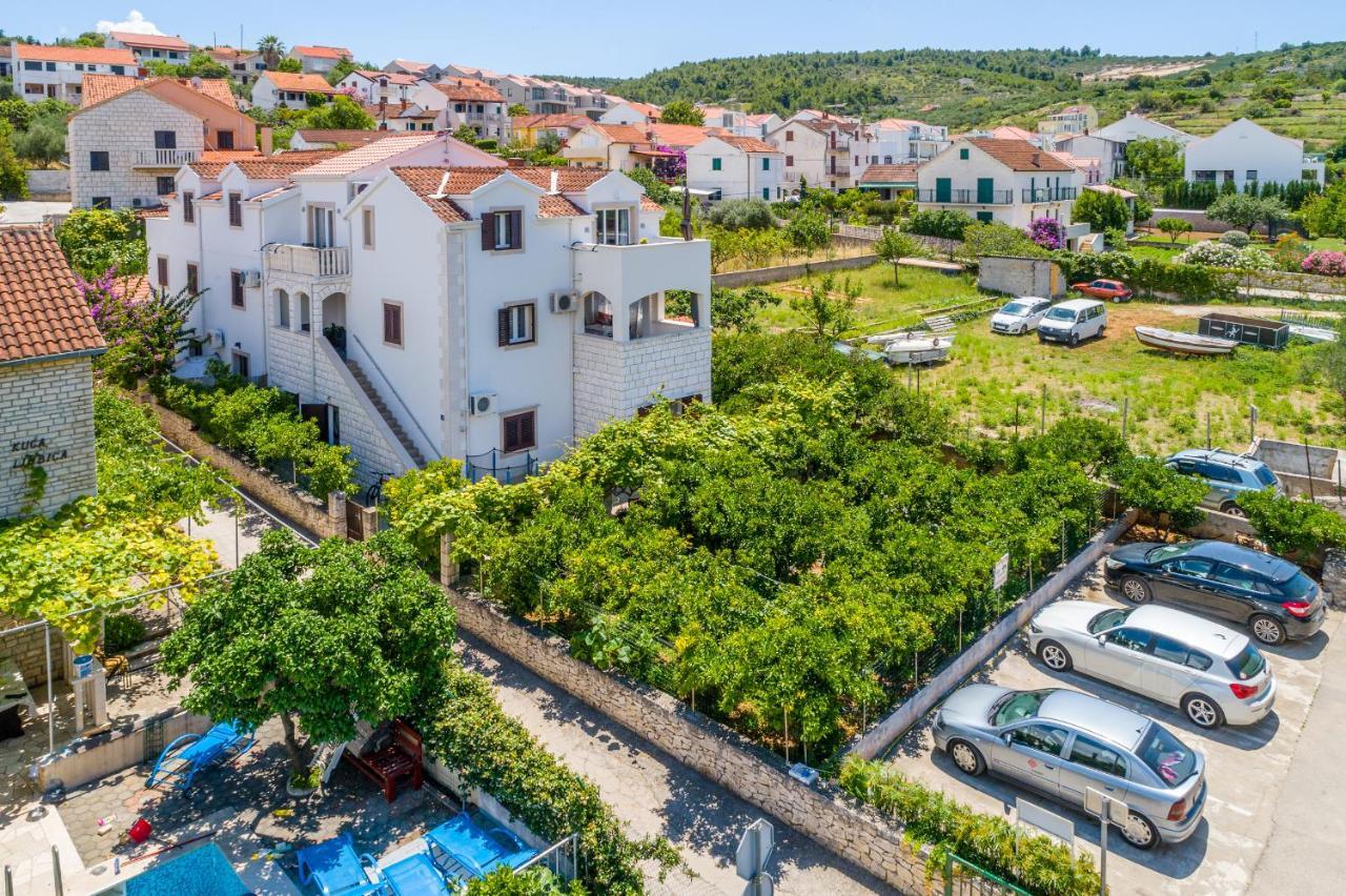 Villa Dinka Sutivan Kültér fotó
