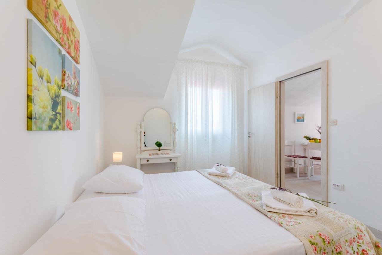 Villa Dinka Sutivan Kültér fotó