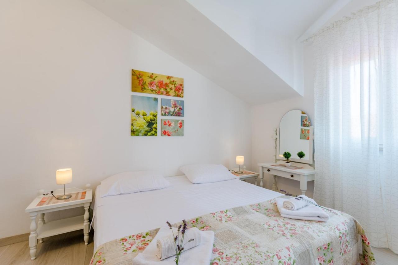 Villa Dinka Sutivan Kültér fotó