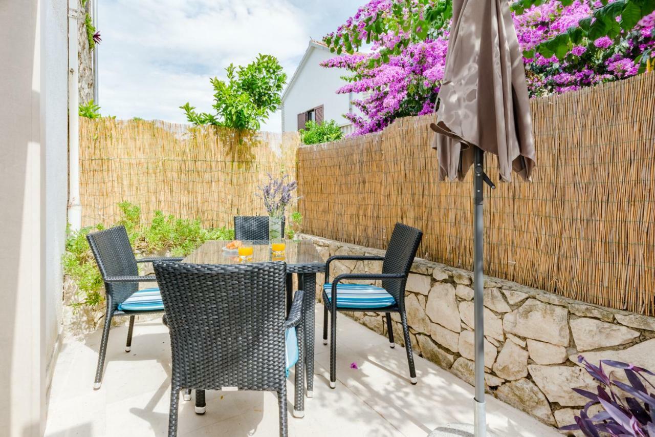 Villa Dinka Sutivan Kültér fotó