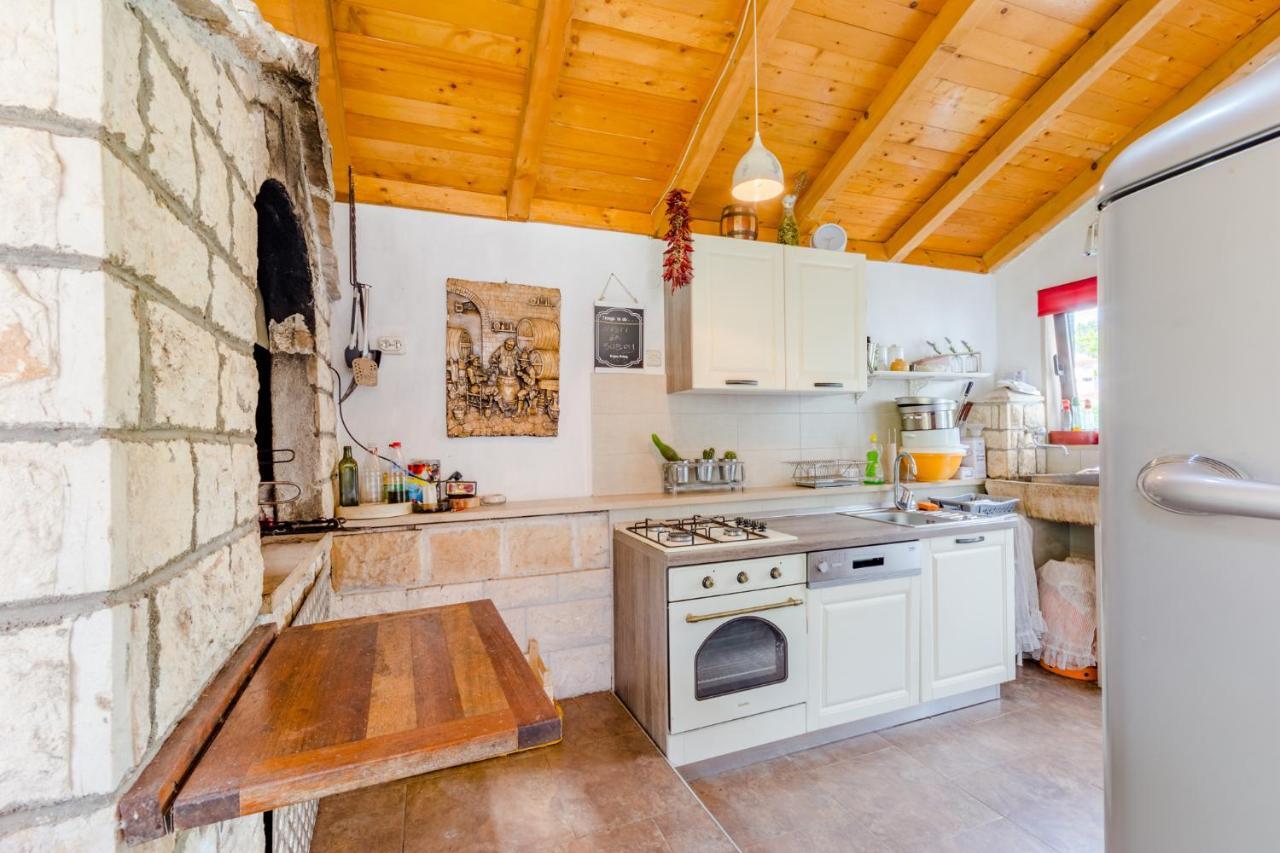 Villa Dinka Sutivan Kültér fotó