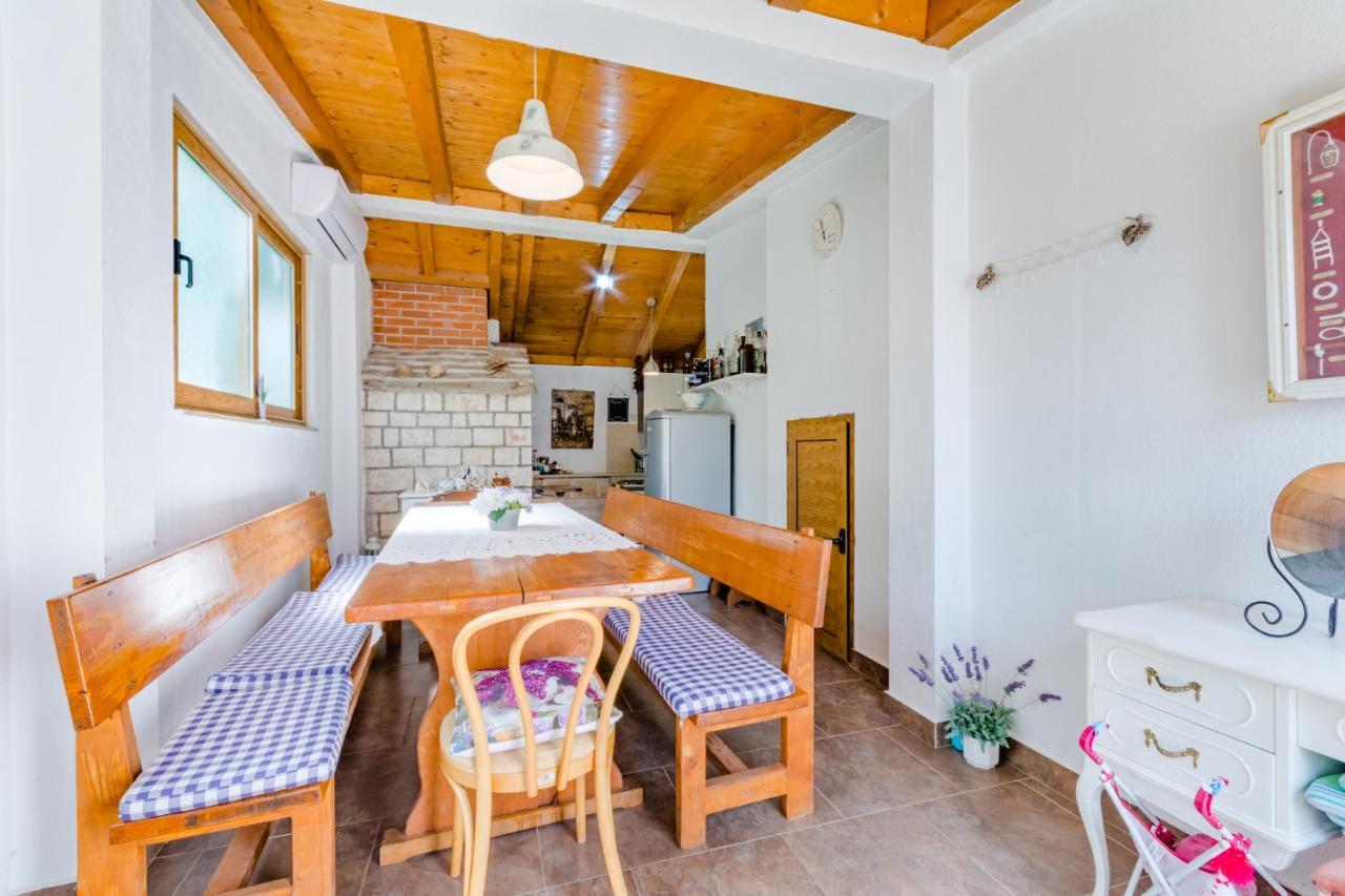 Villa Dinka Sutivan Kültér fotó