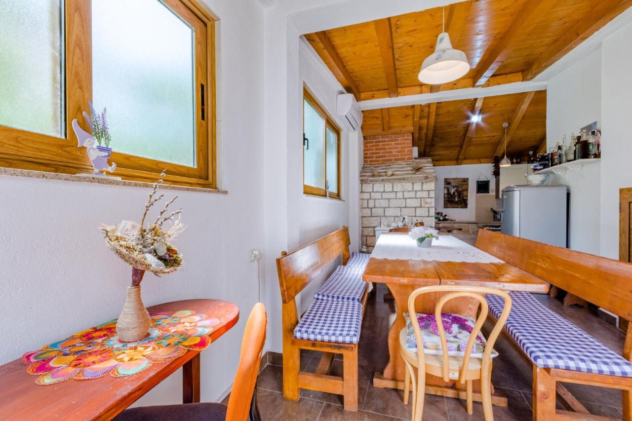 Villa Dinka Sutivan Kültér fotó