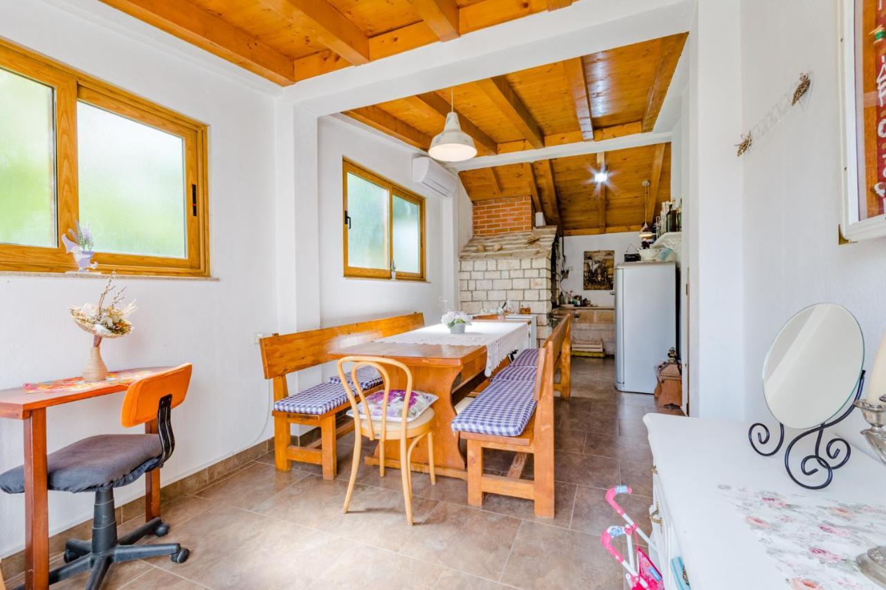 Villa Dinka Sutivan Kültér fotó